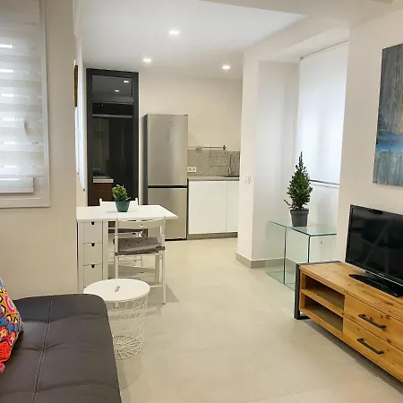 Eva Recommends San Lorenzo Apartment